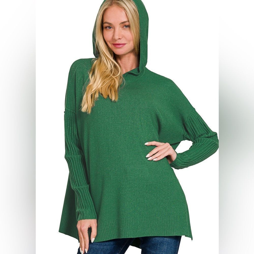ZENANA DARK GREEN DRAWSTRING HOODIE WITH RIB SLEEVE SWEATER
STYLE:TW-2435A
